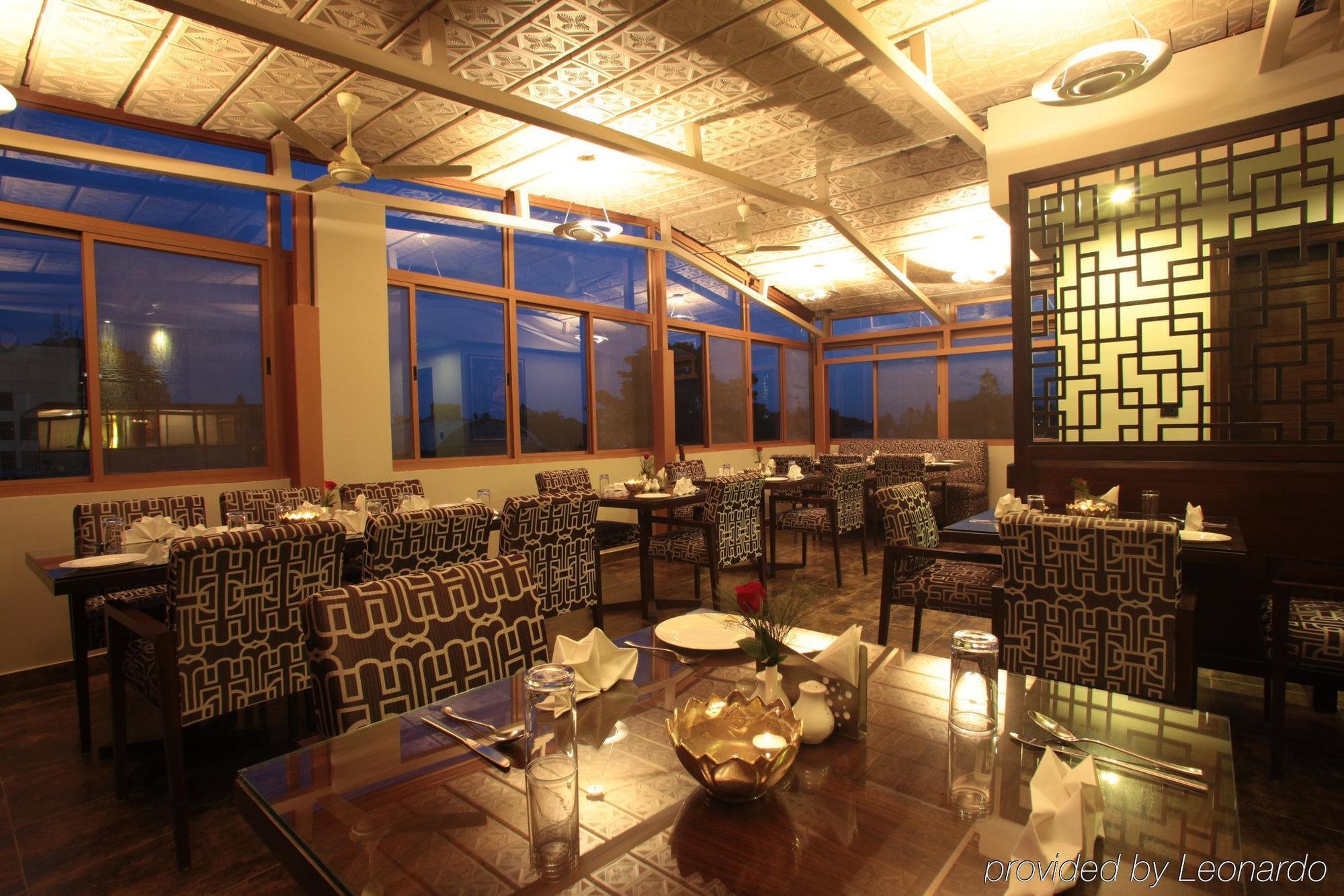 Hotel Justa Mg Road Bangalore Restaurante foto