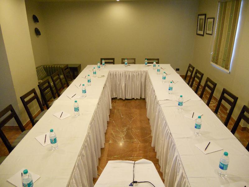 Hotel Justa Mg Road Bangalore Exterior foto